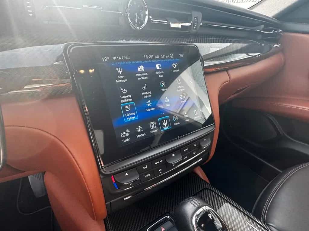 Maserati Quattroporte SQ4 *Full Carbon*H&K Sound*21' Zoll 05/2017-photo-27