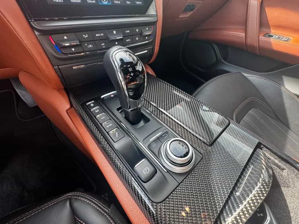 Maserati Quattroporte SQ4 *Full Carbon*H&K Sound*21' Zoll 05/2017-photo-31