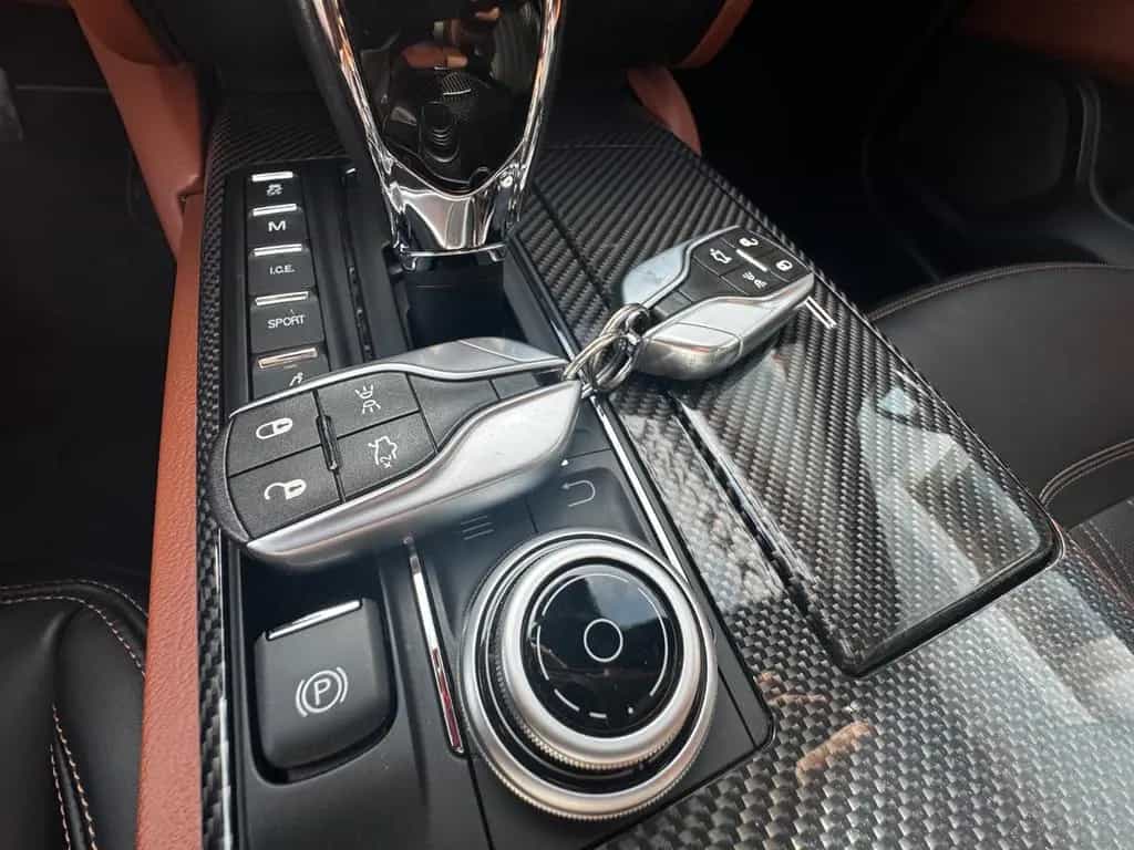 Maserati Quattroporte SQ4 *Full Carbon*H&K Sound*21' Zoll 05/2017-photo-33