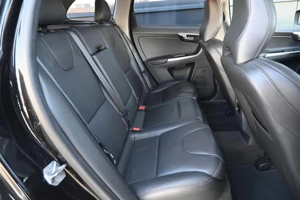 Volvo XC60 D4 FWD Autom. Summum*STDHZG*RFK* 07/2017-photo-13