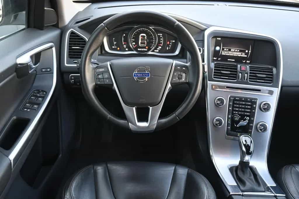 Volvo XC60 D4 FWD Autom. Summum*STDHZG*RFK* 07/2017-photo-18