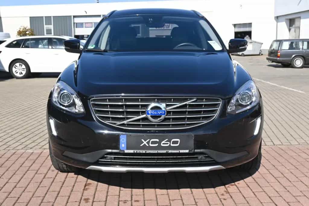 Volvo XC60 D4 FWD Autom. Summum*STDHZG*RFK* 07/2017-photo-7