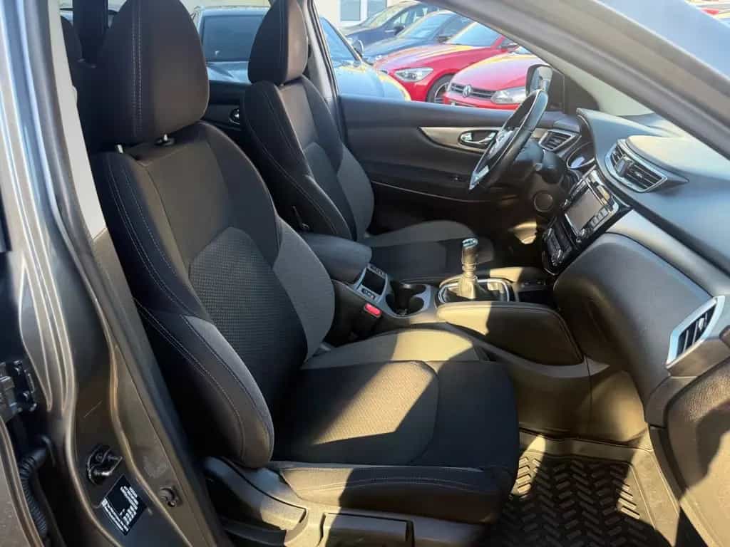 Nissan Qashqai N-Connecta*NAVI*360° Kamera*8FACH*SHZ*** 07/2018-photo-11