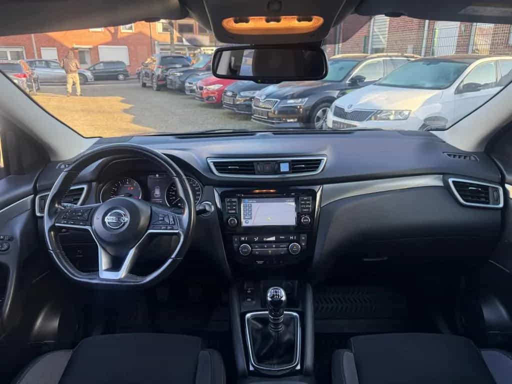 Nissan Qashqai N-Connecta*NAVI*360° Kamera*8FACH*SHZ*** 07/2018-photo-14