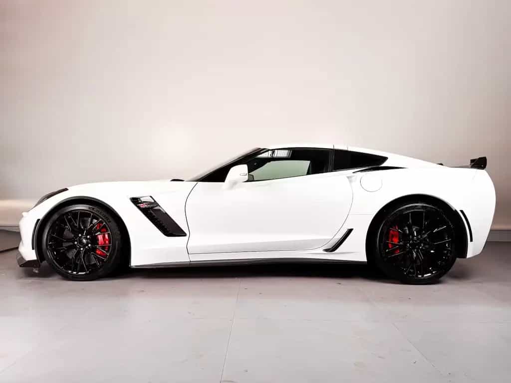 Corvette Z06 6.2 C7 AT8 / Z07-Paket / Comp.-Sitze / DEUTSCH 07/2015-photo-1