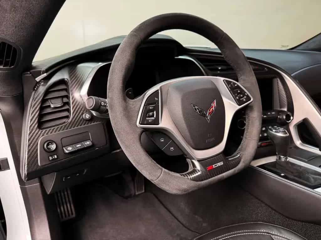 Corvette Z06 6.2 C7 AT8 / Z07-Paket / Comp.-Sitze / DEUTSCH 07/2015-photo-19