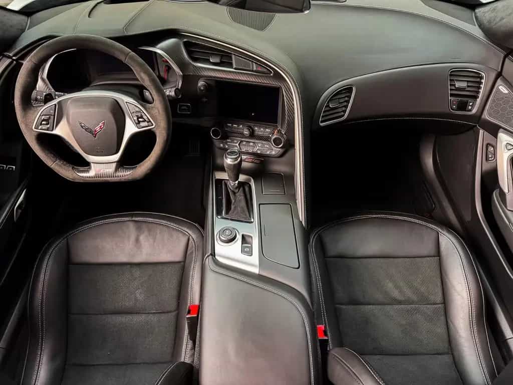 Corvette Z06 6.2 C7 AT8 / Z07-Paket / Comp.-Sitze / DEUTSCH 07/2015-photo-21