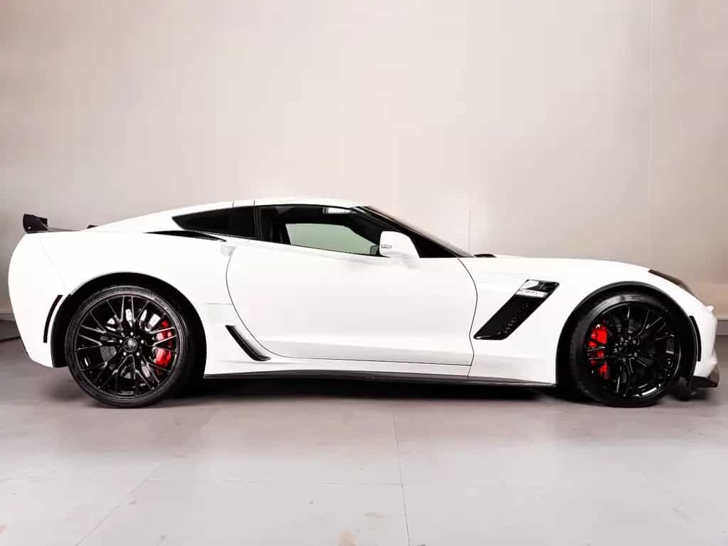 Corvette Z06 6.2 C7 AT8 / Z07-Paket / Comp.-Sitze / DEUTSCH 07/2015-photo-4