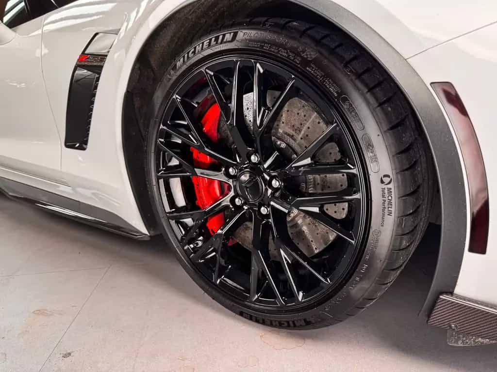 Corvette Z06 6.2 C7 AT8 / Z07-Paket / Comp.-Sitze / DEUTSCH 07/2015-photo-8