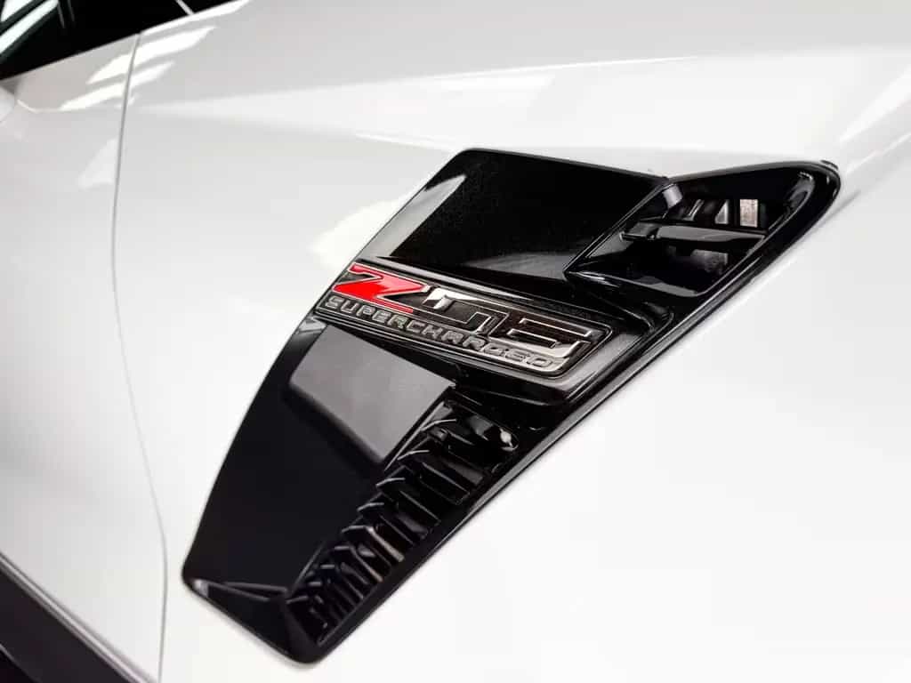 Corvette Z06 6.2 C7 AT8 / Z07-Paket / Comp.-Sitze / DEUTSCH 07/2015-photo-9