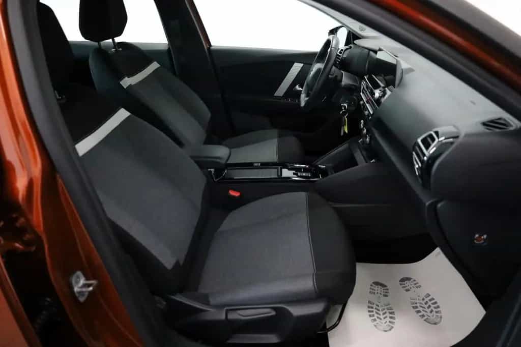 Citroën C4 Lim. Feel App Connect,PDC,8 fach bereift 03/2021-photo-4