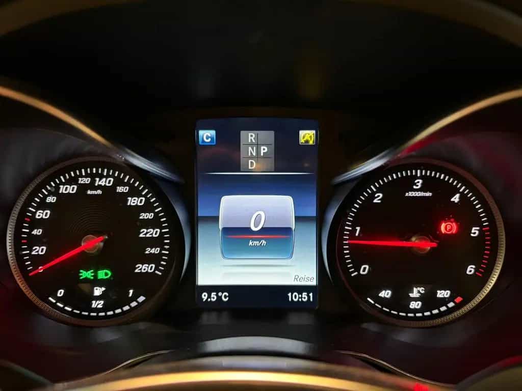 Mercedes-Benz GLC-Class d 4Matic AMG Sthzg Night BUR 360° AHK 12/2018-photo-17