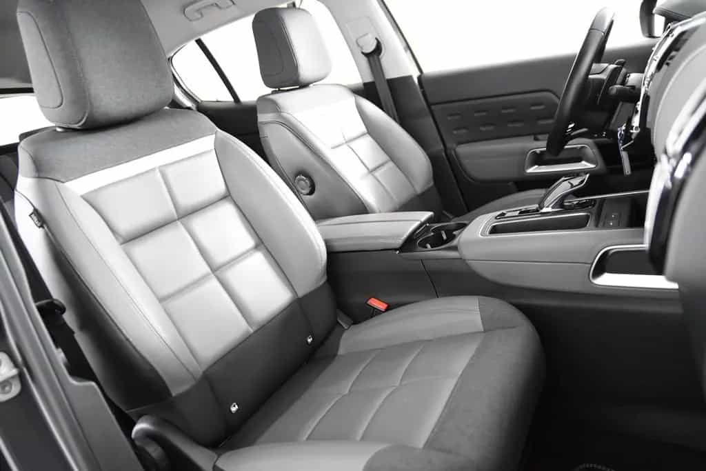 Citroën C5 Aircross Feel *1.Hand*T-Leder*Navi*Kamera* 04/2021-photo-1