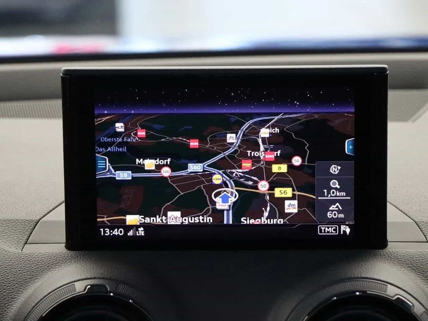 Audi Q2 01/2018-photo-10