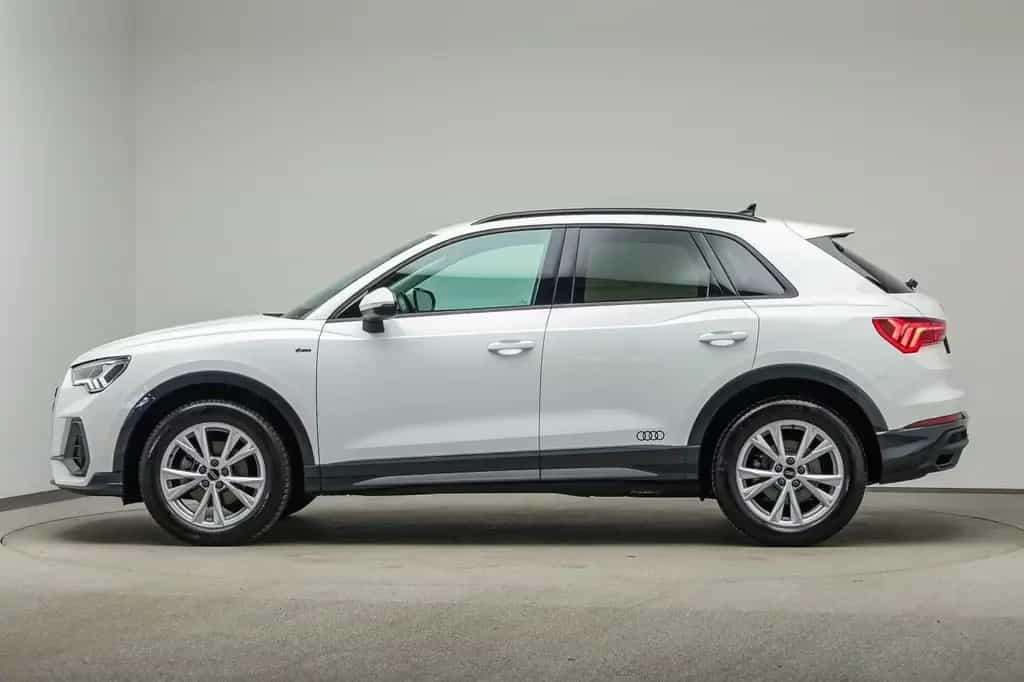 Audi Q3 S line 35 TFSI AHK, Navi, LED, virtual 12/2022-photo-2
