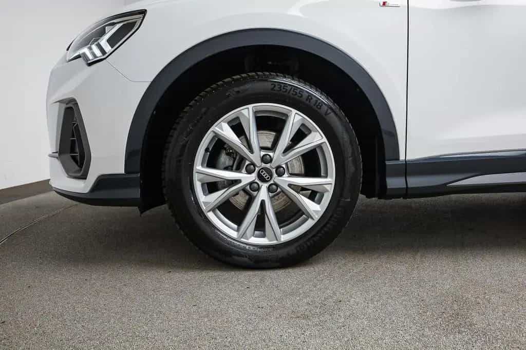 Audi Q3 S line 35 TFSI AHK, Navi, LED, virtual 12/2022-photo-6