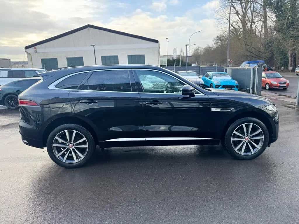 Jaguar F-Pace R-DYNAMIC AWD*AUT*1.HD*PANO*LED*EL.AHK* 04/2023-photo-11