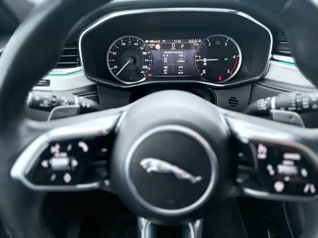 Jaguar F-Pace R-DYNAMIC AWD*AUT*1.HD*PANO*LED*EL.AHK* 04/2023-photo-25