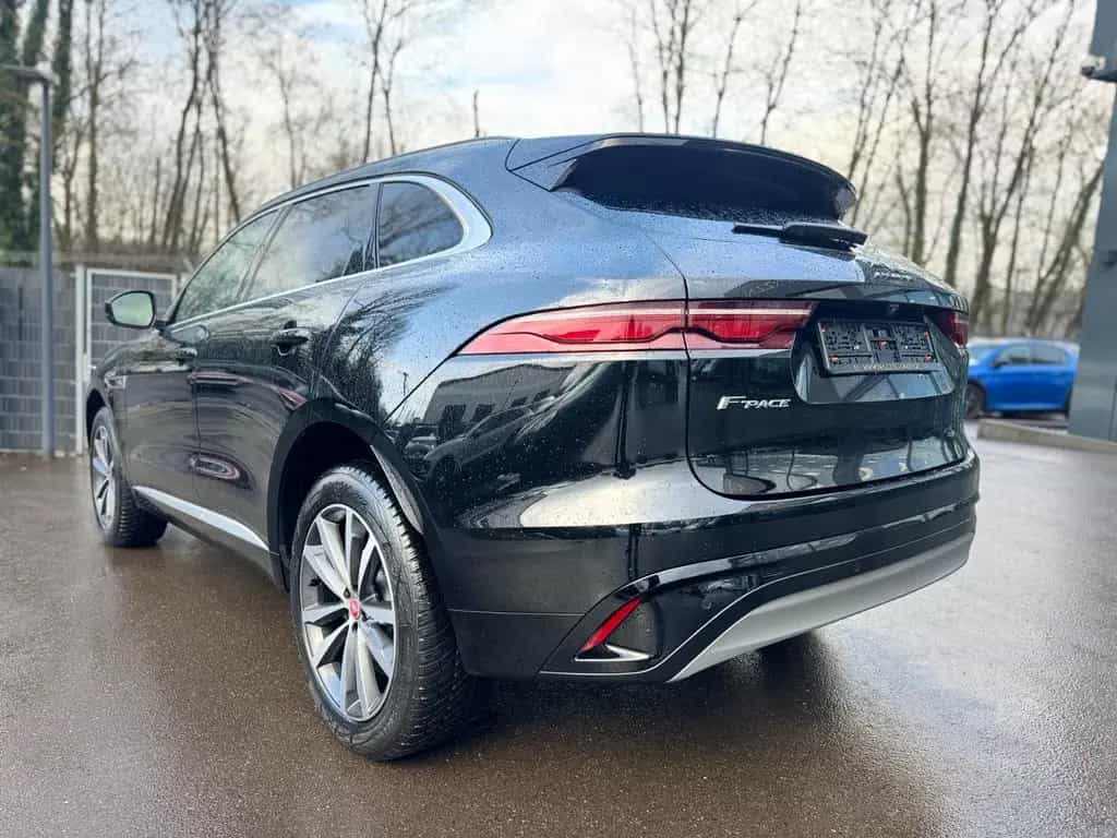 Jaguar F-Pace R-DYNAMIC AWD*AUT*1.HD*PANO*LED*EL.AHK* 04/2023-photo-8