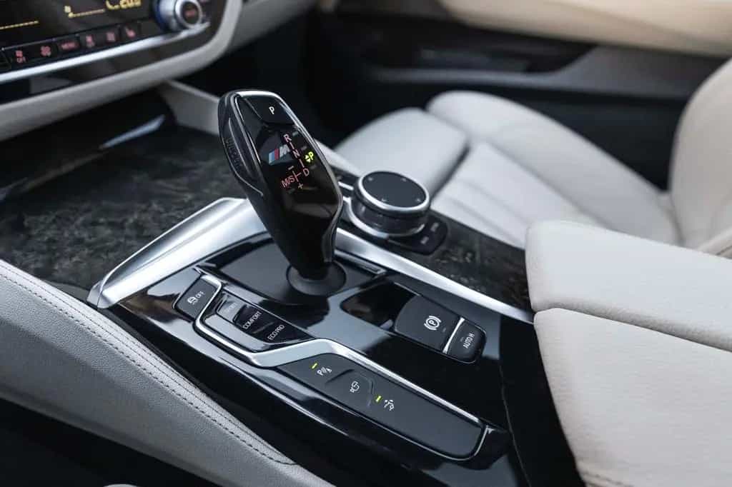 BMW 6 Series GT M-SPORT HUD 360° H&K LED CARPLAY PANO 12/2018-photo-11