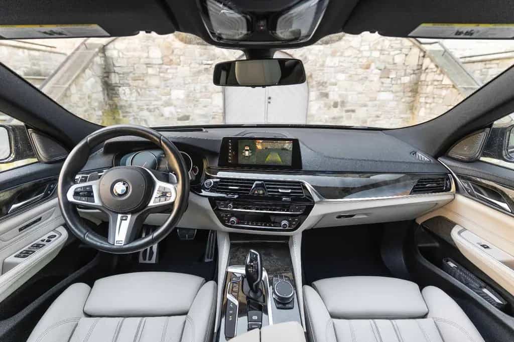 BMW 6 Series GT M-SPORT HUD 360° H&K LED CARPLAY PANO 12/2018-photo-2