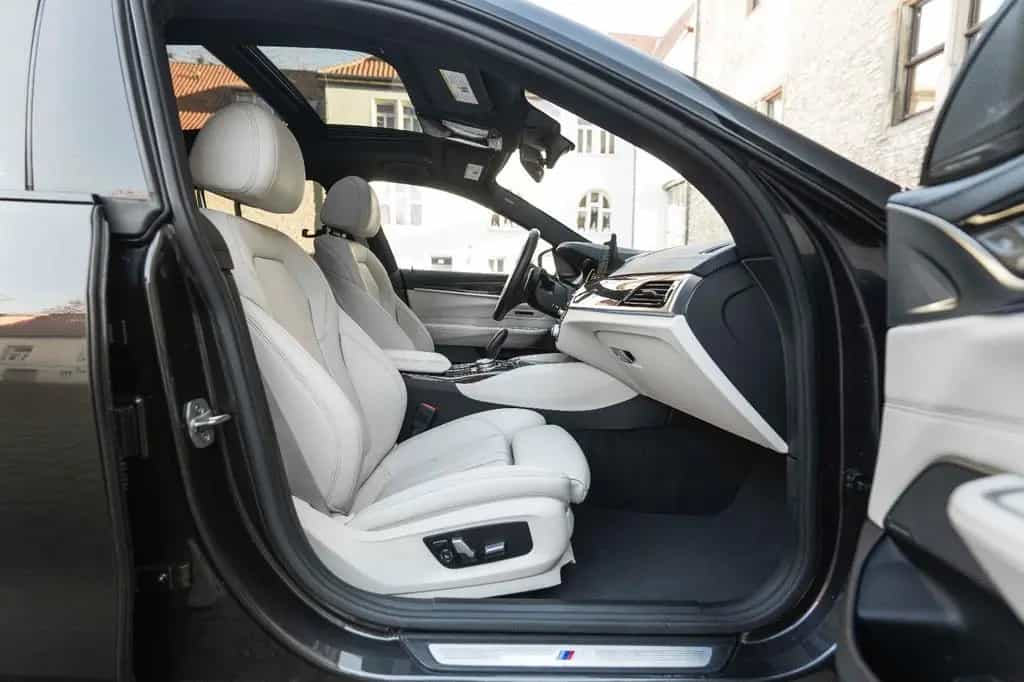 BMW 6 Series GT M-SPORT HUD 360° H&K LED CARPLAY PANO 12/2018-photo-4