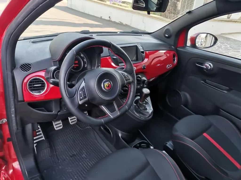 Abarth 500 1.4 Turbo T-Jet 08/2009-photo-11