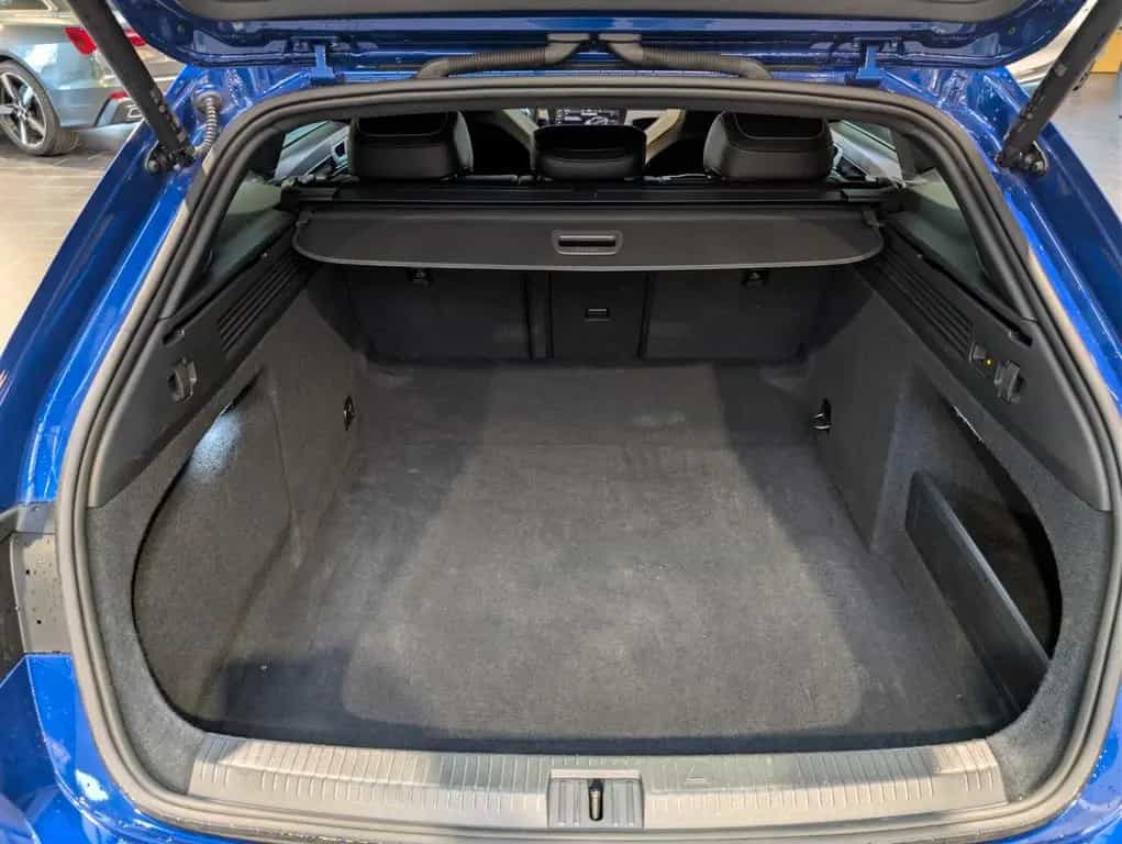 Volkswagen Arteon Shooting Brake 2.0 TSI 4Moti DSG R-LINE 03/2023-photo-11