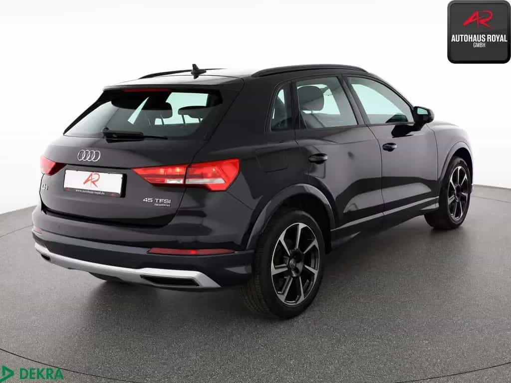 Audi Q3 45 TFSI qu S LINE 19ZOLL ACC,KEYLESS,AHK,1.HD 02/2021-photo-4