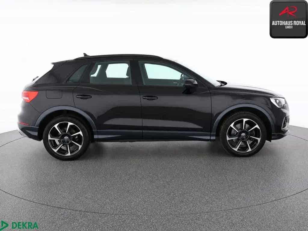 Audi Q3 45 TFSI qu S LINE 19ZOLL ACC,KEYLESS,AHK,1.HD 02/2021-photo-5