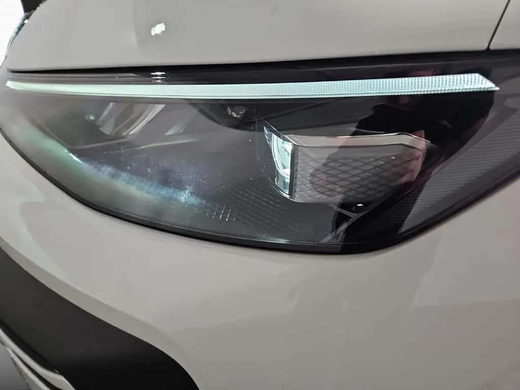 Volkswagen T-Roc Life 1.5 eTSI DSG KEYLESS+KAMERA+APP-CONNE null-photo-4