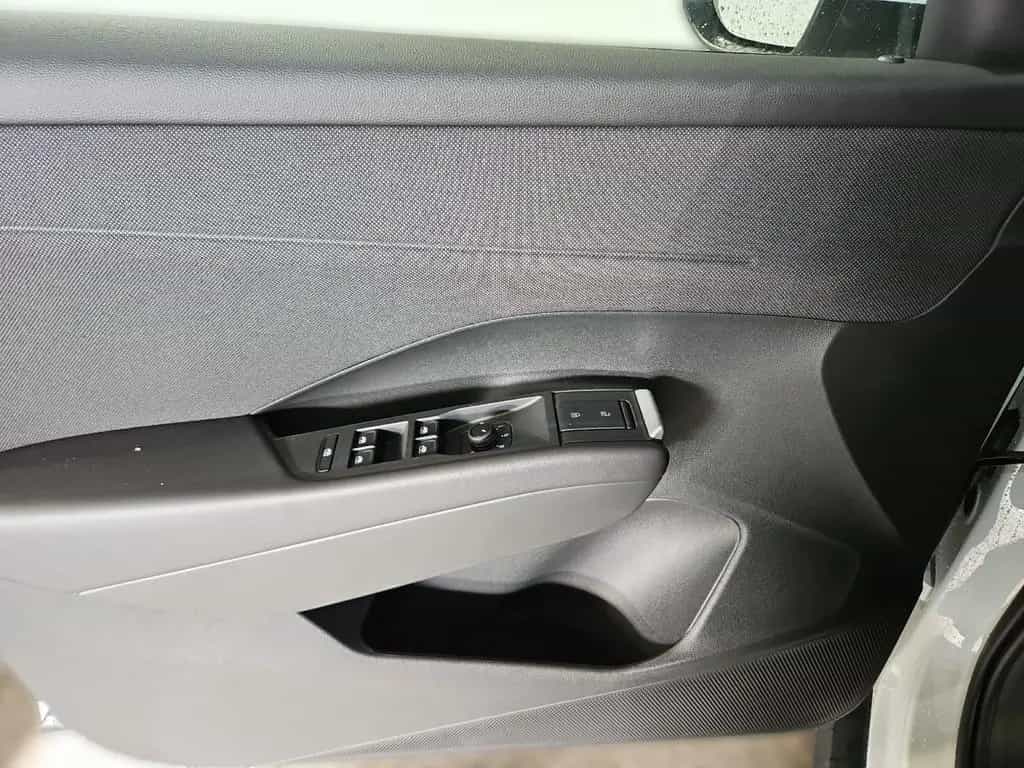 Volkswagen T-Roc Life 1.5 eTSI DSG KEYLESS+KAMERA+APP-CONNE null-photo-7