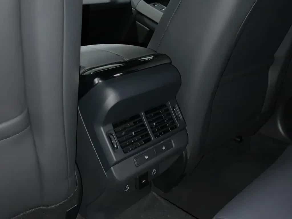 Land Rover Range Rover Evoque DYNAMIC SE D165 AWD 11/2025-photo-18