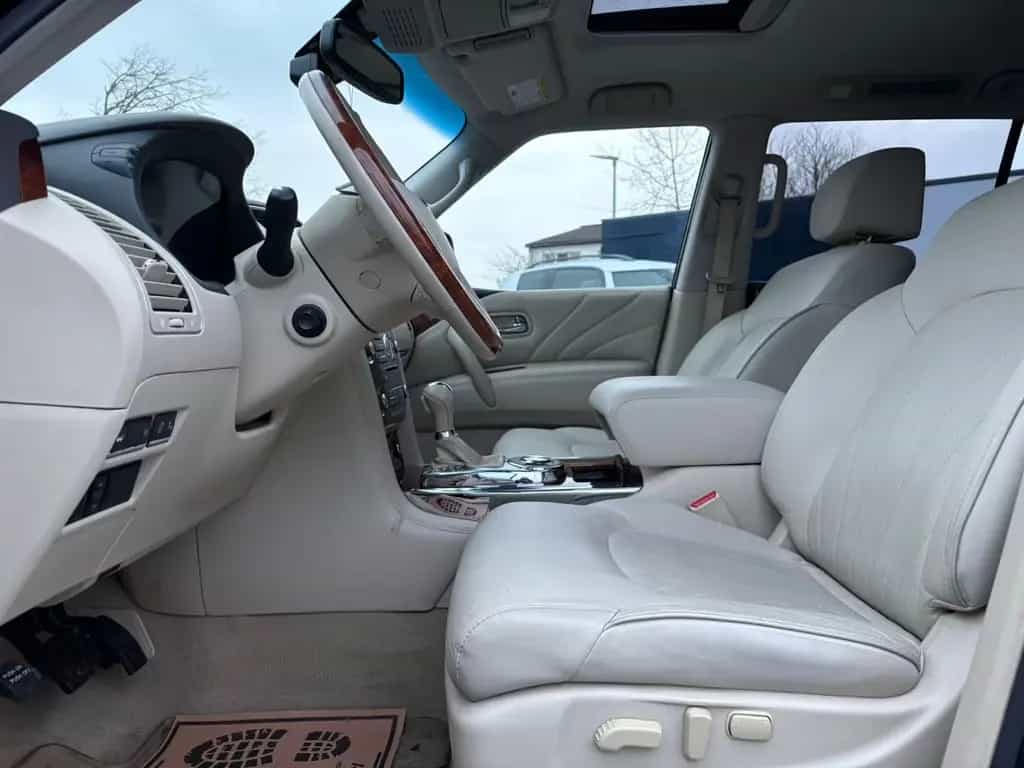 Infiniti QX80 5.6 V8 *7-Sitzer*Leder*Navi*360* 01/2016-photo-11