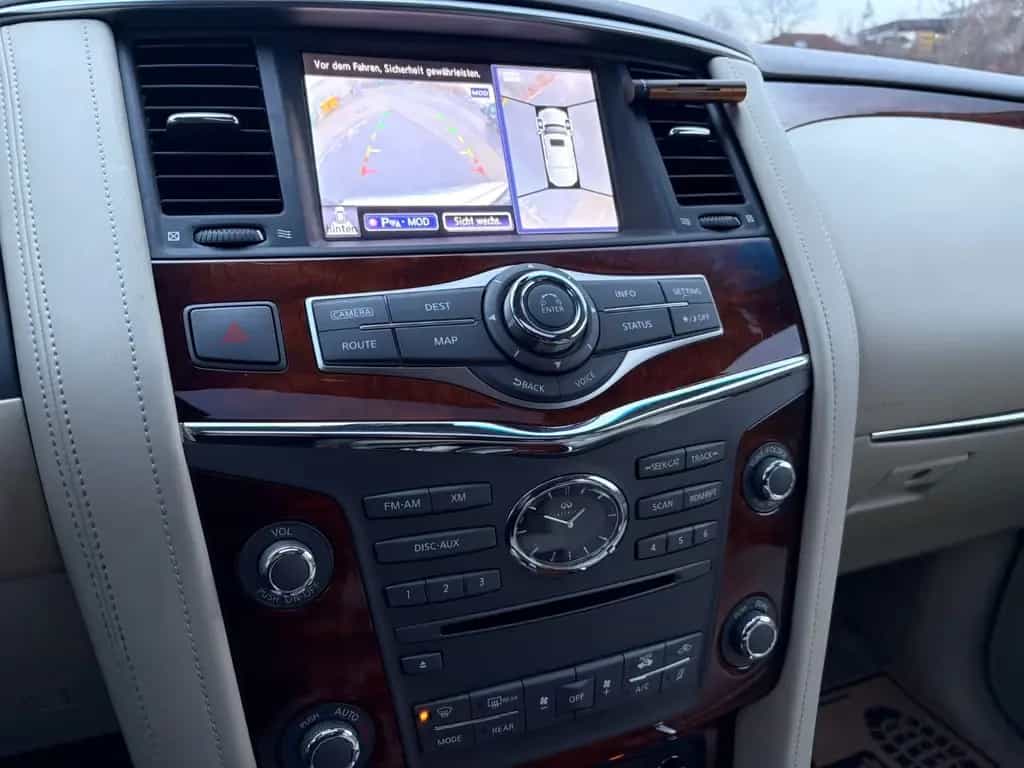 Infiniti QX80 5.6 V8 *7-Sitzer*Leder*Navi*360* 01/2016-photo-20