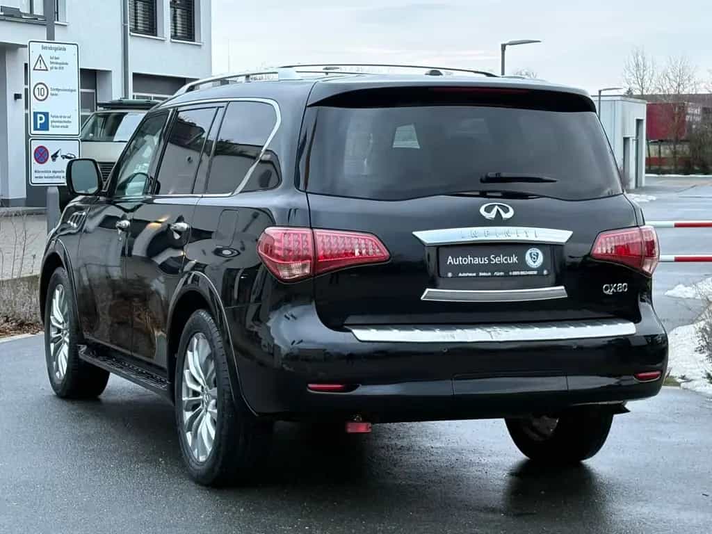 Infiniti QX80 5.6 V8 *7-Sitzer*Leder*Navi*360* 01/2016-photo-7