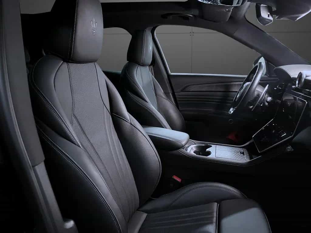 Maserati Grecale Modena 02/2025-photo-14