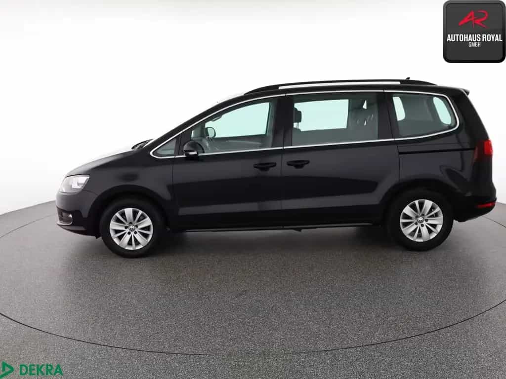 Volkswagen Sharan 2.0 TDI DSG DYNAUDIO,KAMERA,TOTWINKEL,ACC 02/2016-photo-1