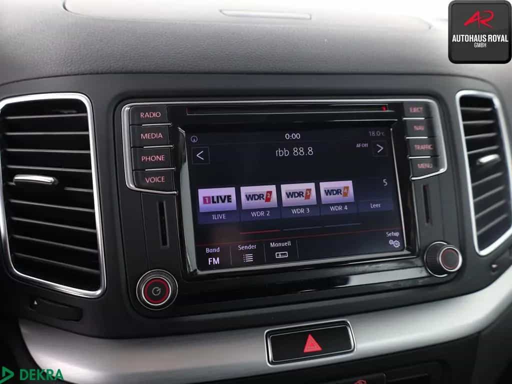 Volkswagen Sharan 2.0 TDI DSG DYNAUDIO,KAMERA,TOTWINKEL,ACC 02/2016-photo-16