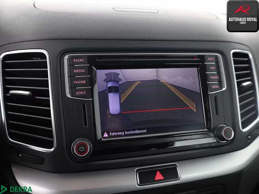 Volkswagen Sharan 2.0 TDI DSG DYNAUDIO,KAMERA,TOTWINKEL,ACC 02/2016-photo-17