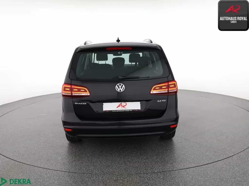 Volkswagen Sharan 2.0 TDI DSG DYNAUDIO,KAMERA,TOTWINKEL,ACC 02/2016-photo-3