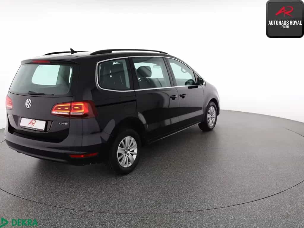 Volkswagen Sharan 2.0 TDI DSG DYNAUDIO,KAMERA,TOTWINKEL,ACC 02/2016-photo-4