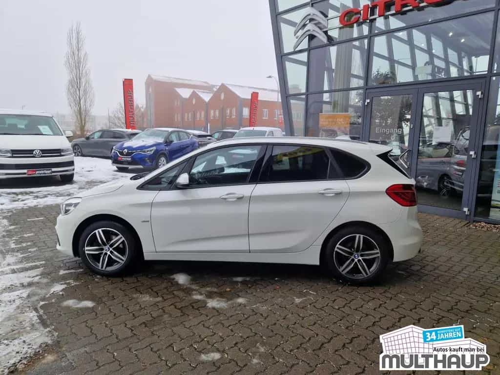 BMW 2 Series 218 Active Tourer i Sport Line SHZ PDC Navi 06/2017-photo-2