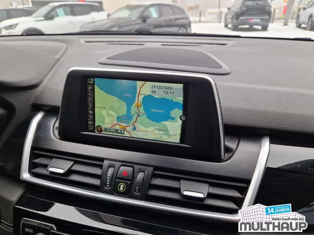 BMW 2 Series 218 Active Tourer i Sport Line SHZ PDC Navi 06/2017-photo-7