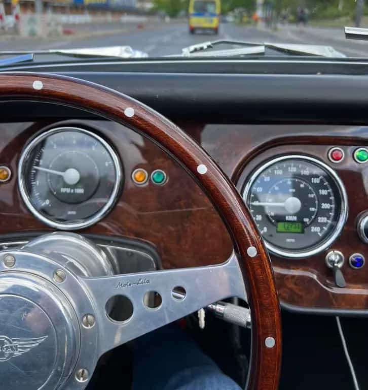 Morgan Plus 4 08/2012-photo-4