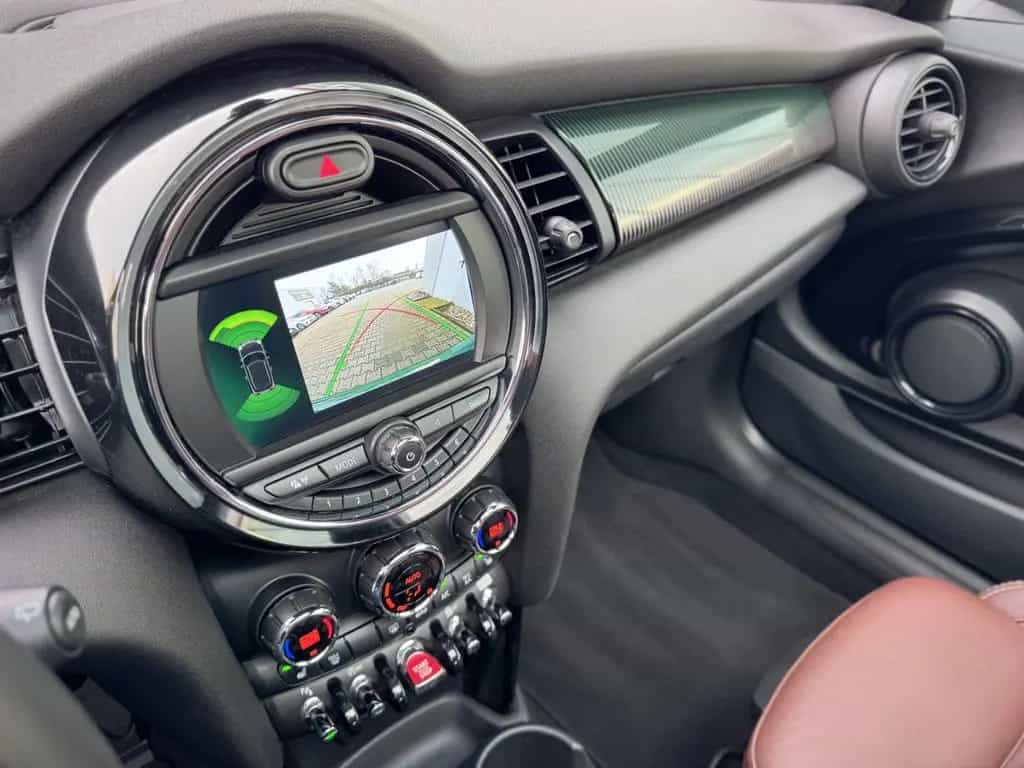 MINI Cooper 60 Years Trim Chili *LED|CAM|PANO|LEDER* 03/2020-photo-18