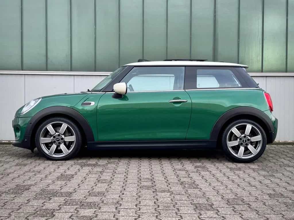 MINI Cooper 60 Years Trim Chili *LED|CAM|PANO|LEDER* 03/2020-photo-2