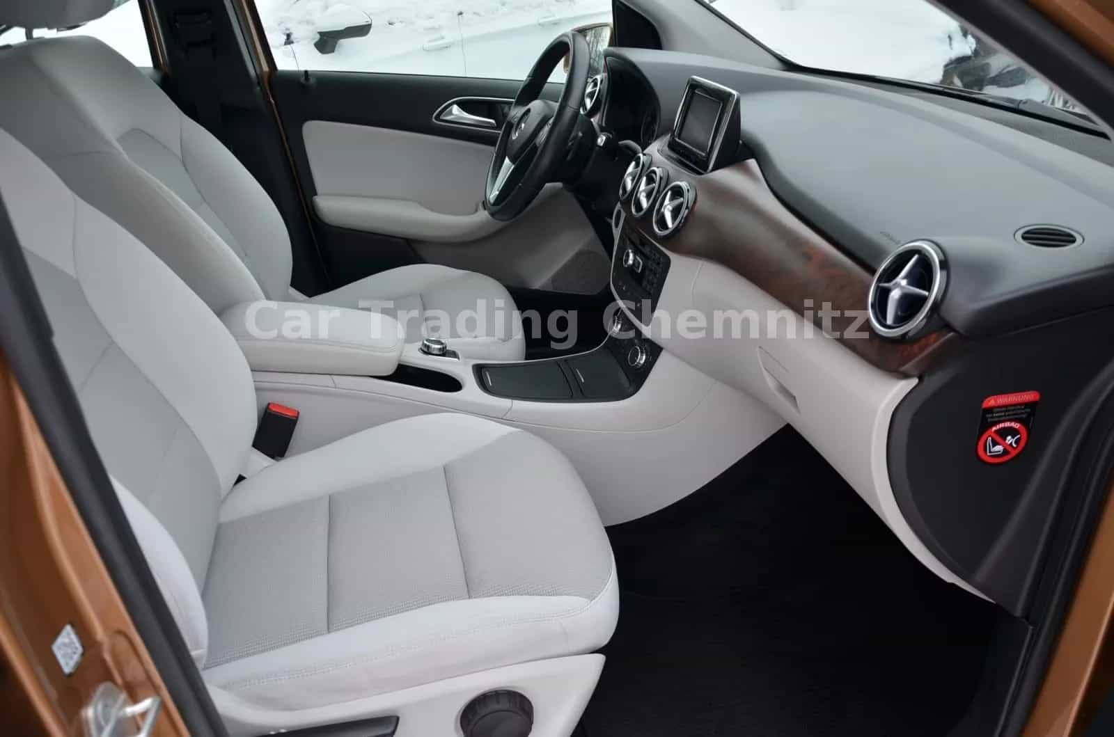 Mercedes-Benz B-Class 180 07/2012-photo-10