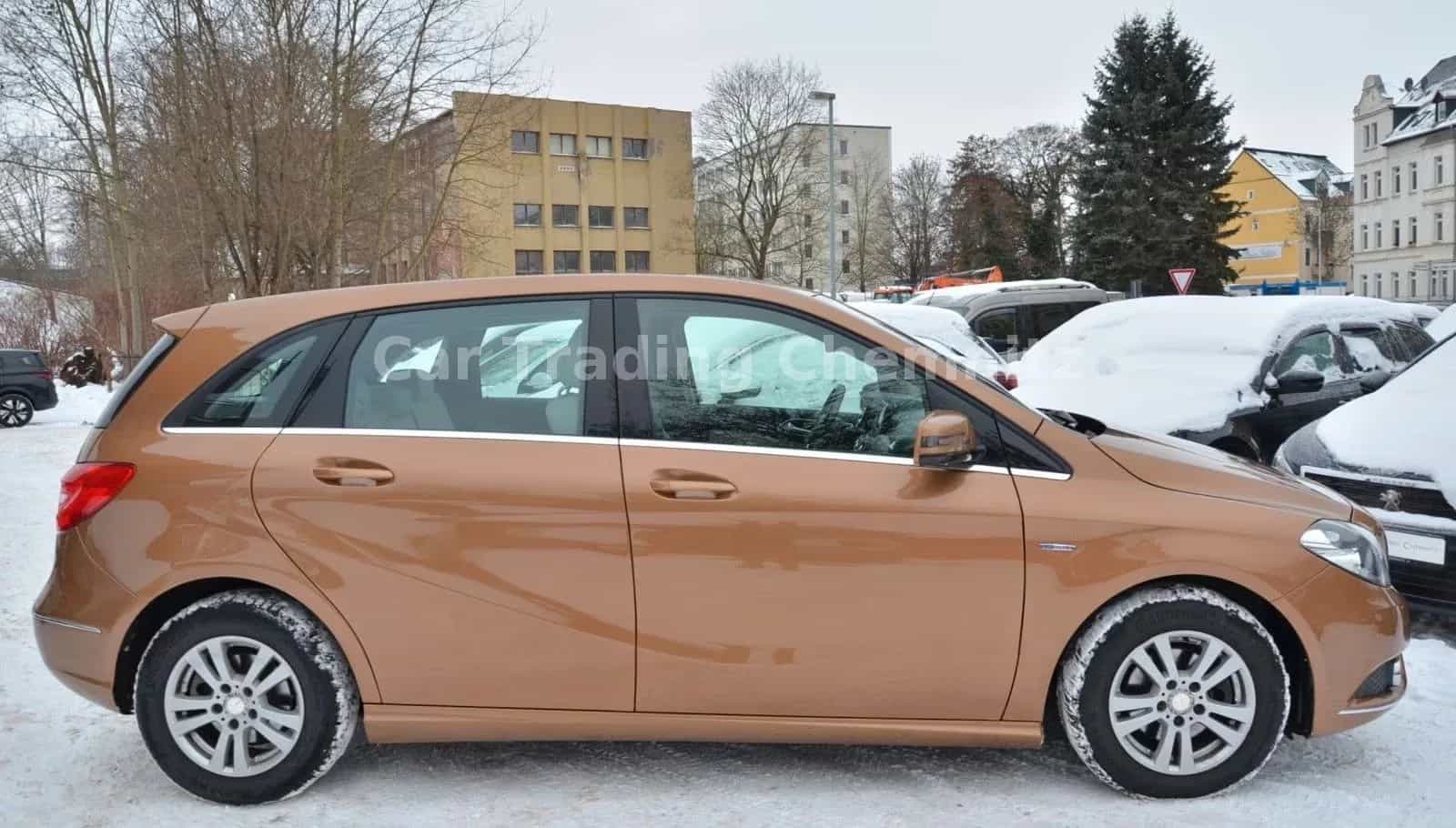 Mercedes-Benz B-Class 180 07/2012-photo-3