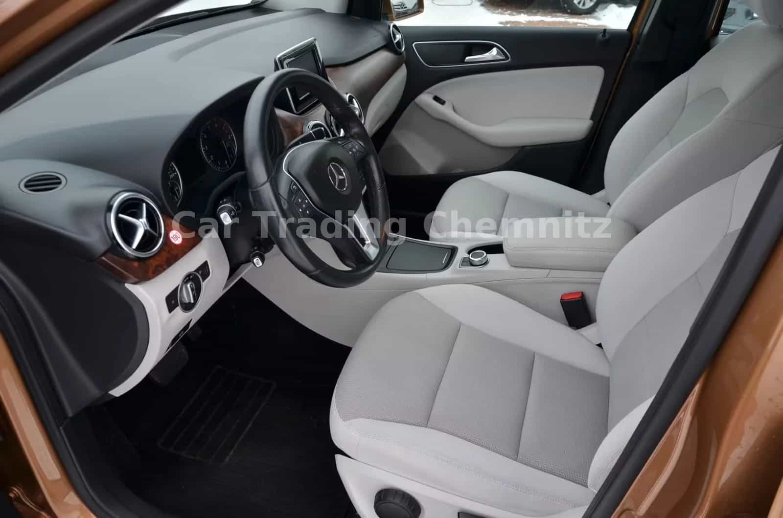 Mercedes-Benz B-Class 180 07/2012-photo-8